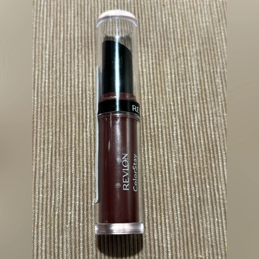 REVLON ColourStay  Ultimate Suede Shade #035 Backstage NEW Sealed